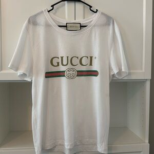 Gucci logo tshirt